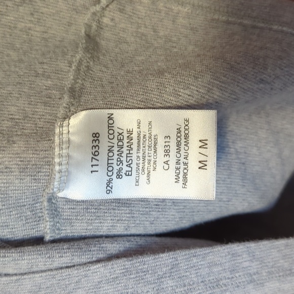 3/$20 - bleu gray - heather gray half-sleeve top -M - Picture 5 of 5